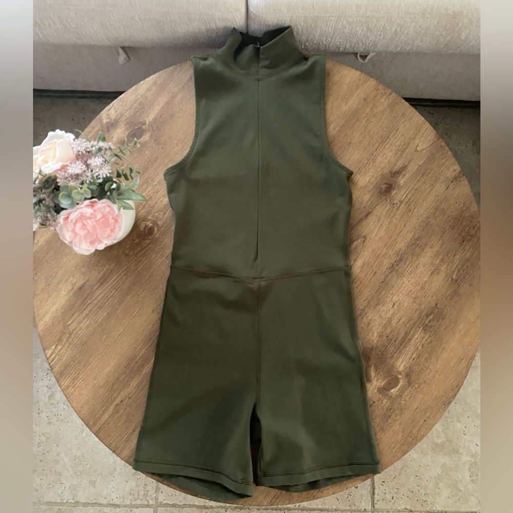 Aritzia Wilfred Free Leila Olive Green Sleeveless Jumpsuit - Picture 7 of 11
